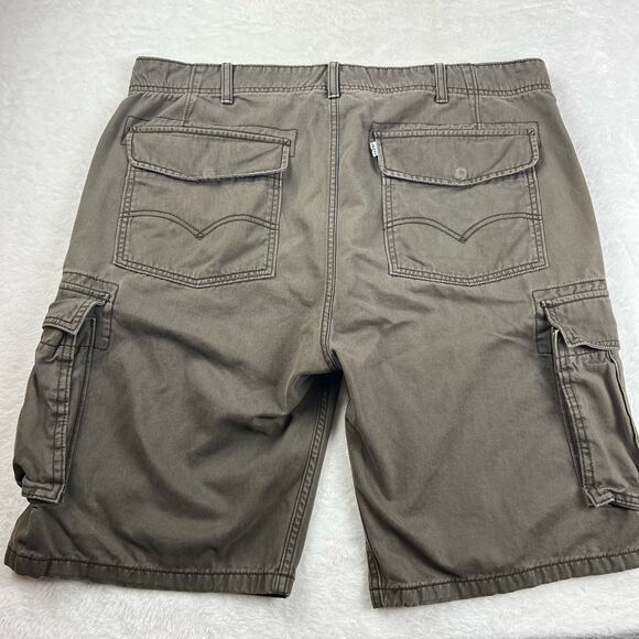 Levi's Cargo Shorts men's size 38 y2k - Picture 2 of 8